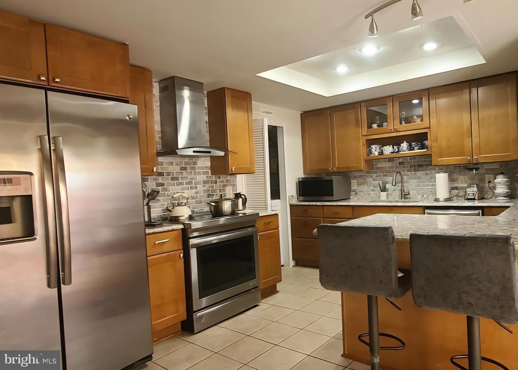 SUGARLAND RUN - Residential Lease