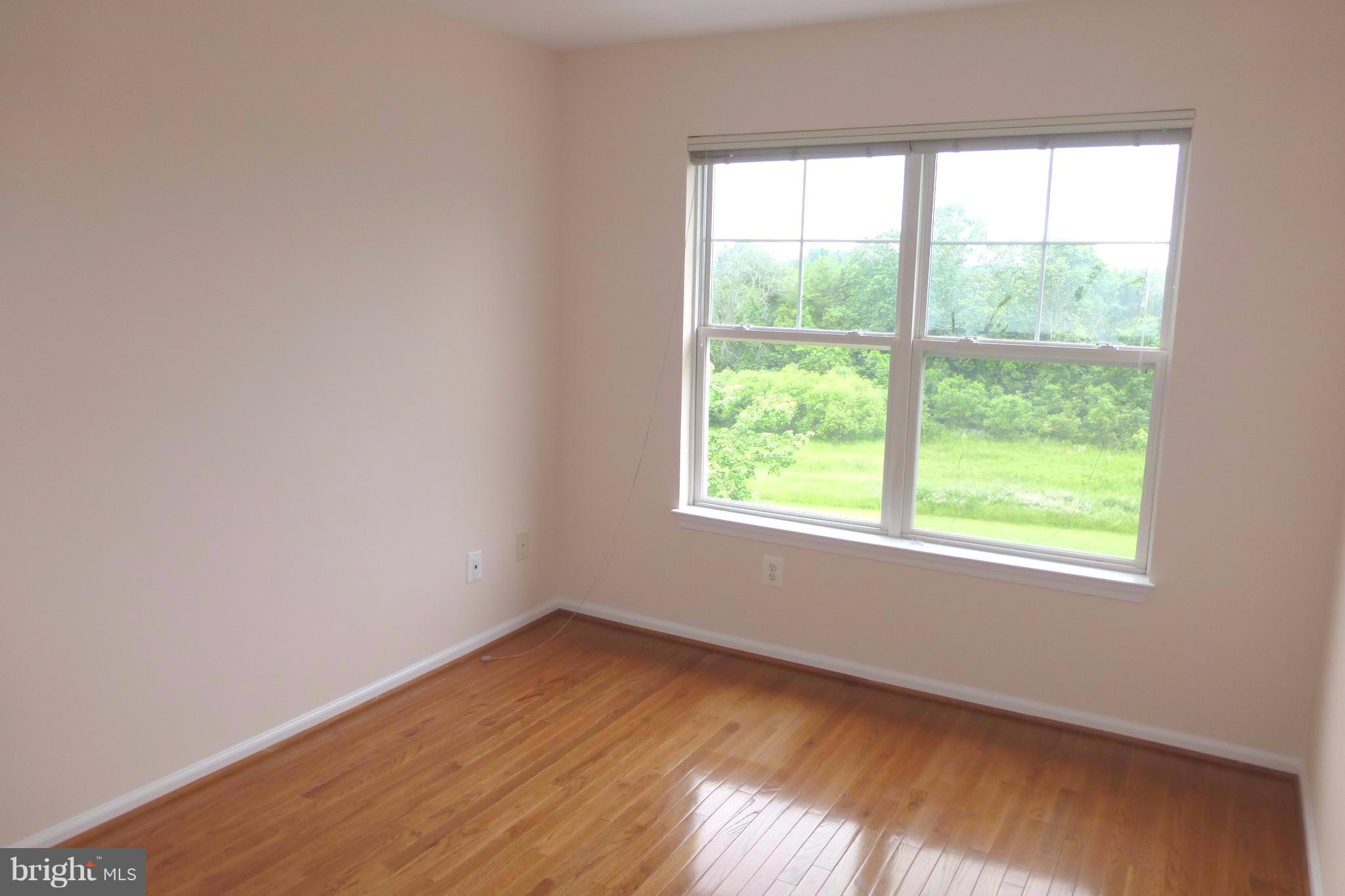 SOUTH RIDING - Residential Lease