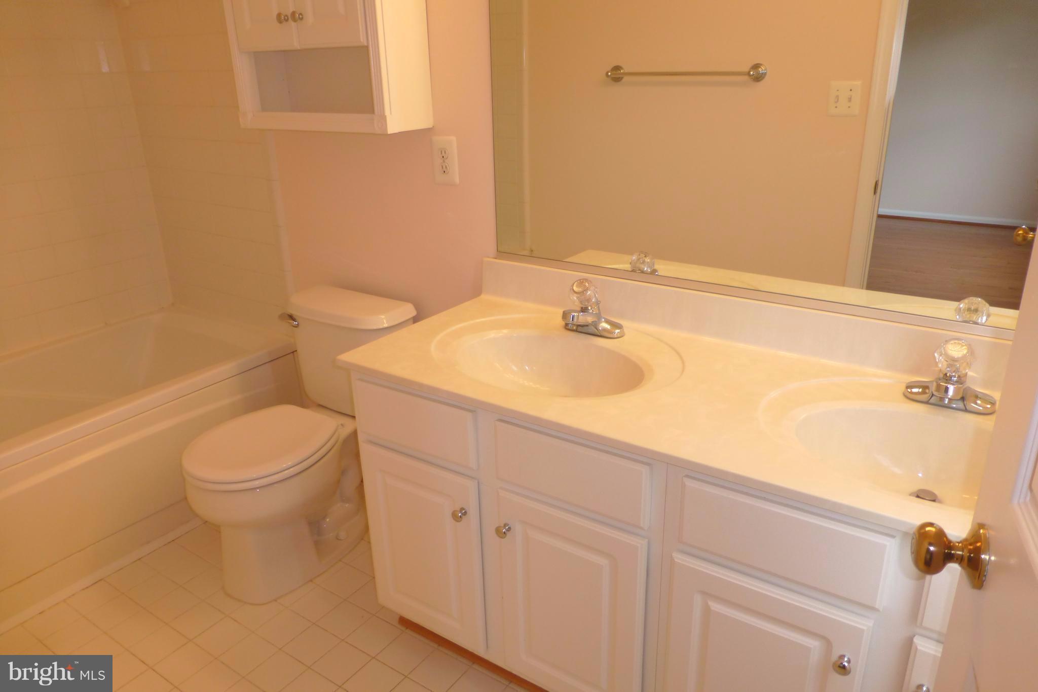 SOUTH RIDING - Residential Lease