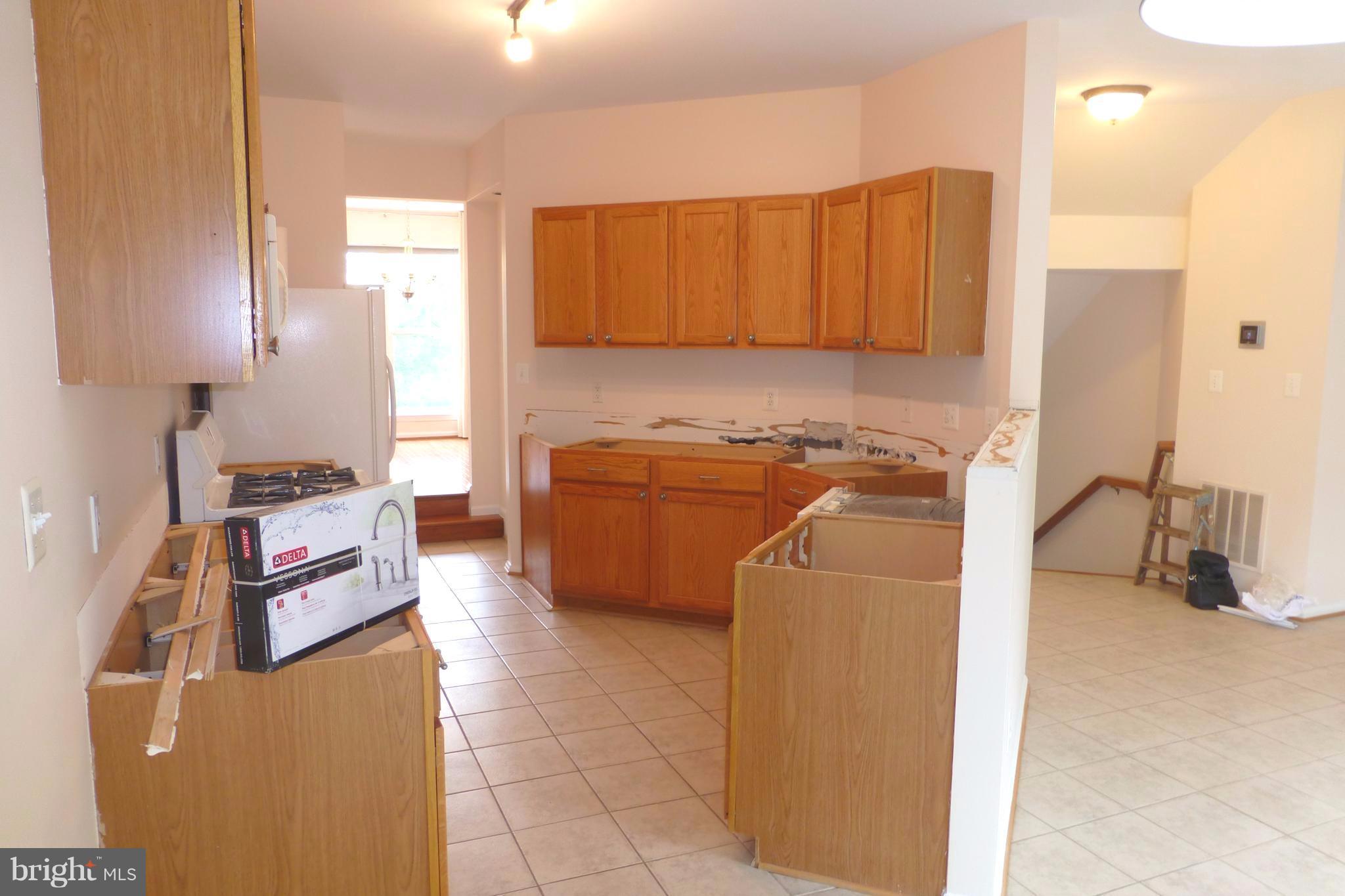 SOUTH RIDING - Residential Lease