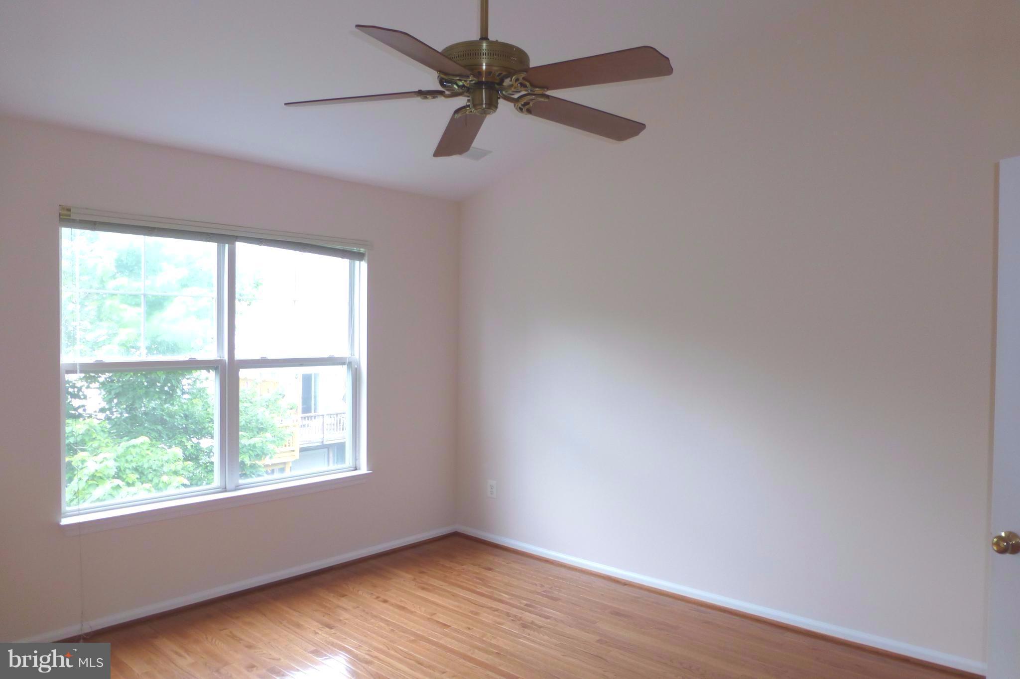 SOUTH RIDING - Residential Lease