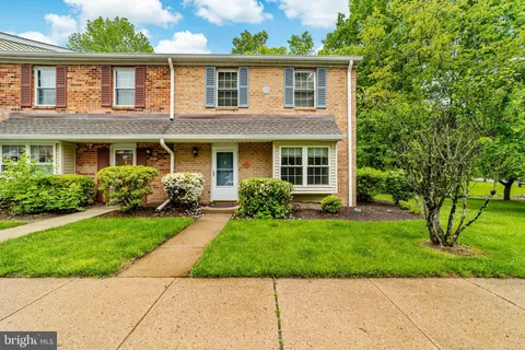 11 Oleander Court, Lawrenceville, NJ MLS: NJME2059314