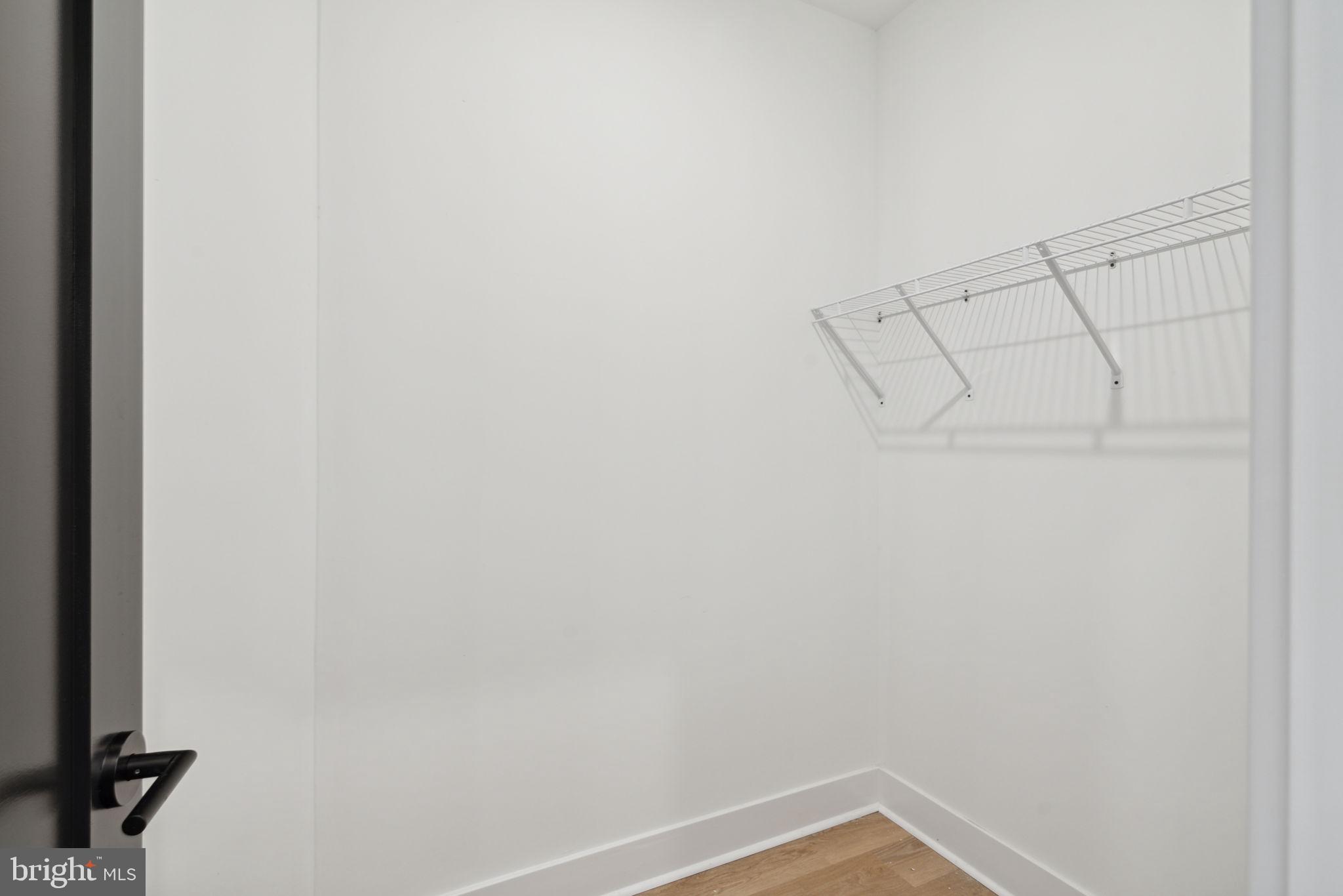 FERN ROCK - Residential Lease