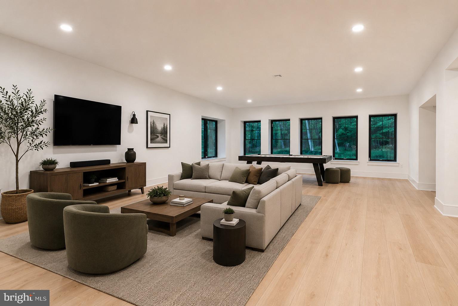 DOYLESTOWN - Residential