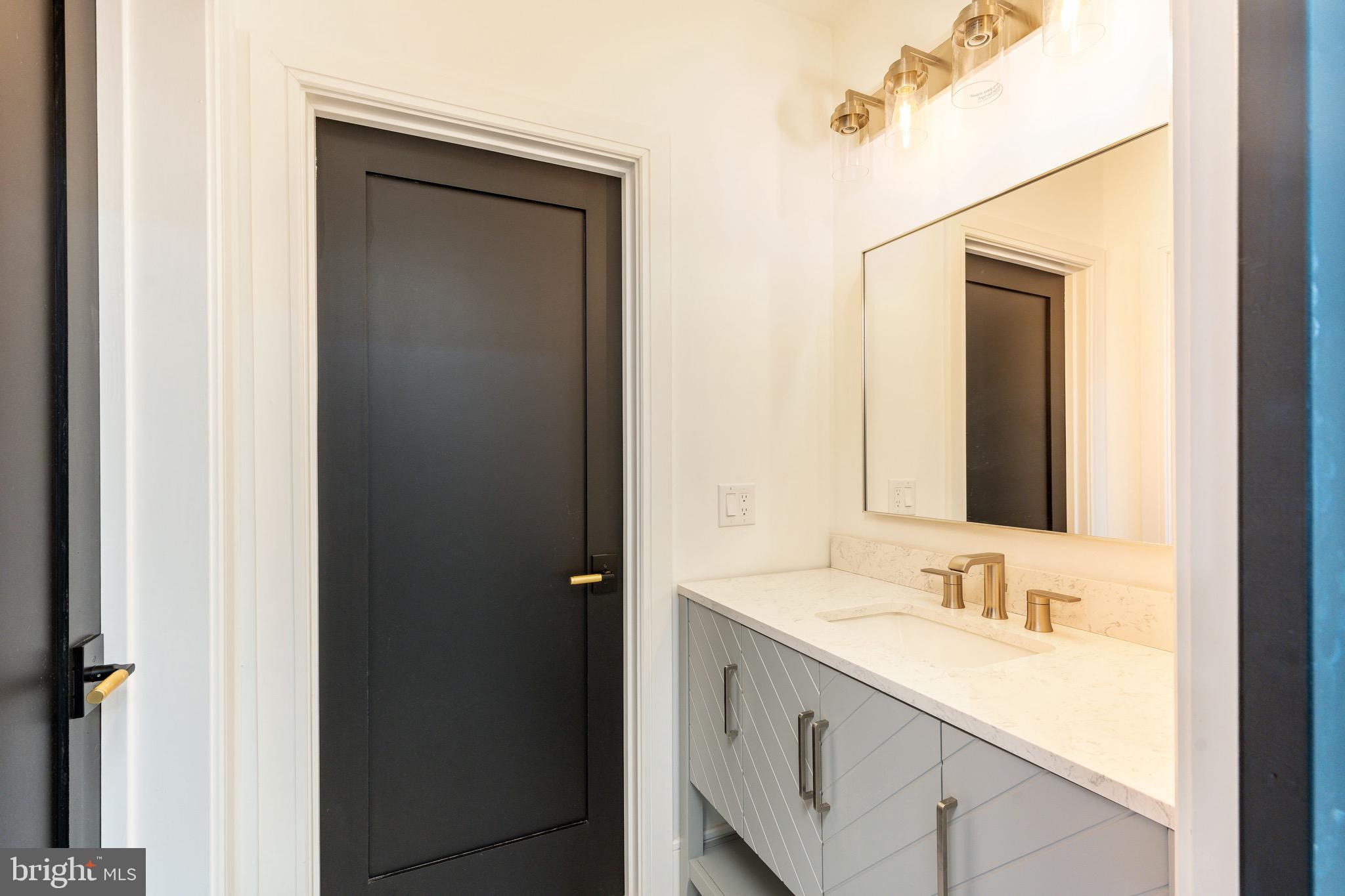 DOYLESTOWN - Residential