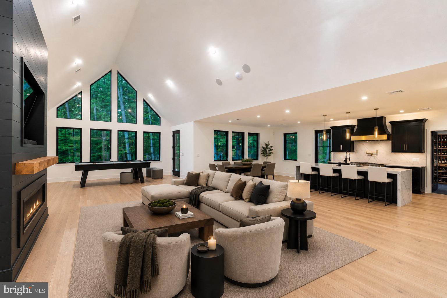 DOYLESTOWN - Residential