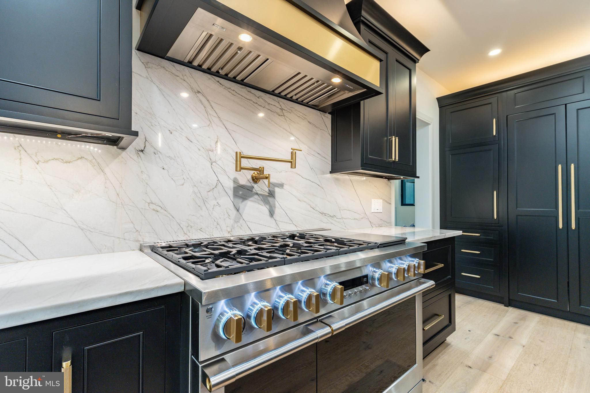 DOYLESTOWN - Residential