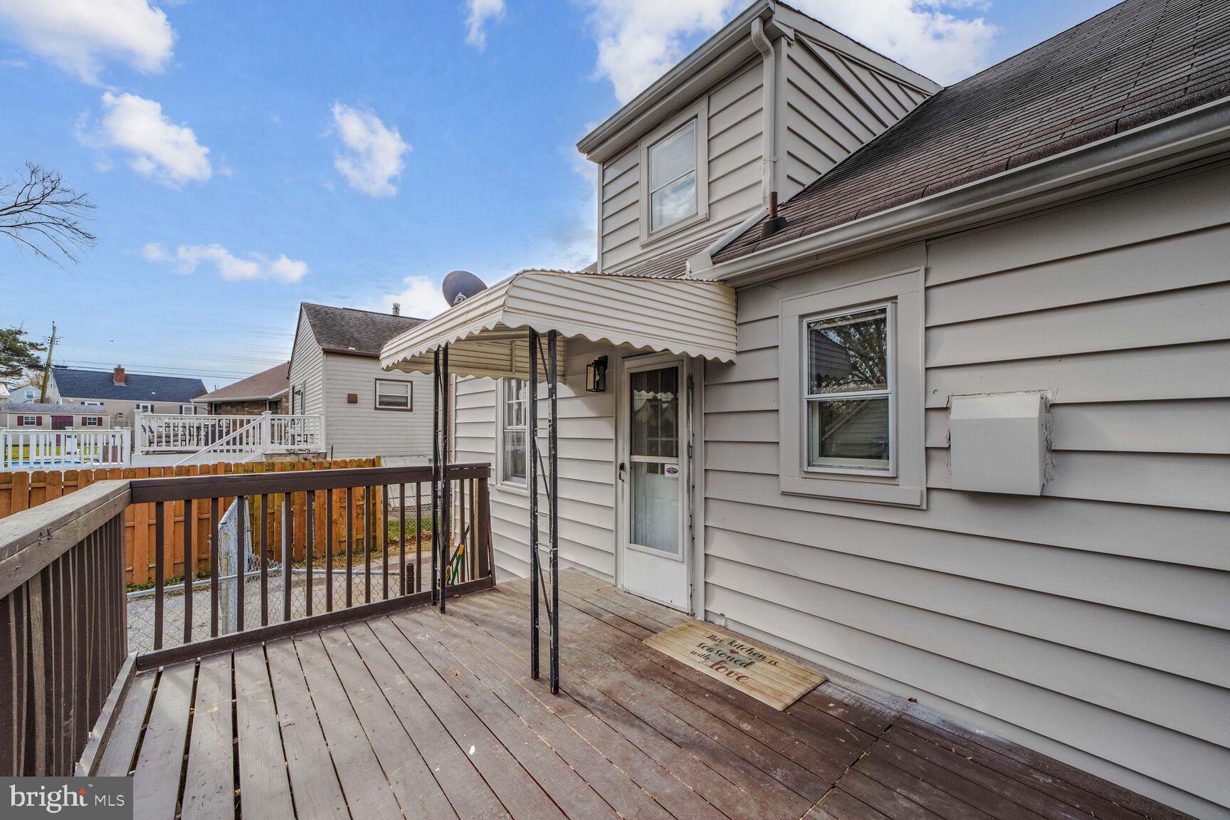 WESTMORELAND FRUIT FARM - Residential