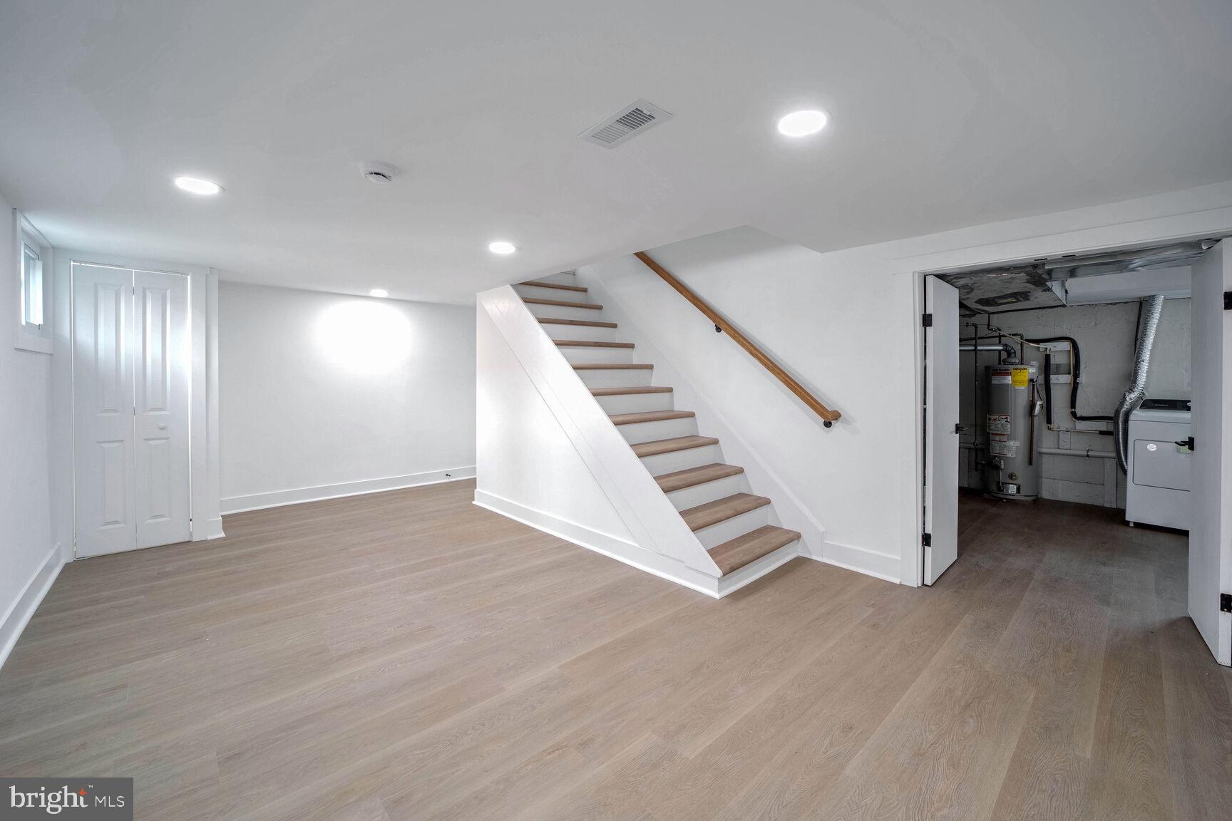 WESTMORELAND FRUIT FARM - Residential