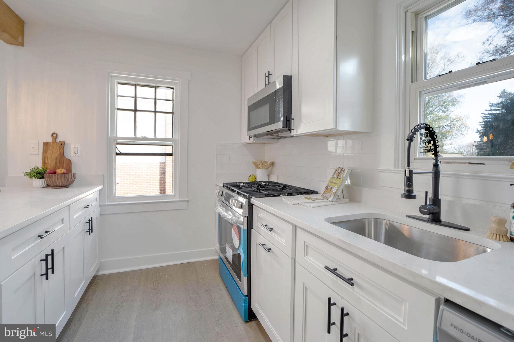 WESTMORELAND FRUIT FARM - Residential