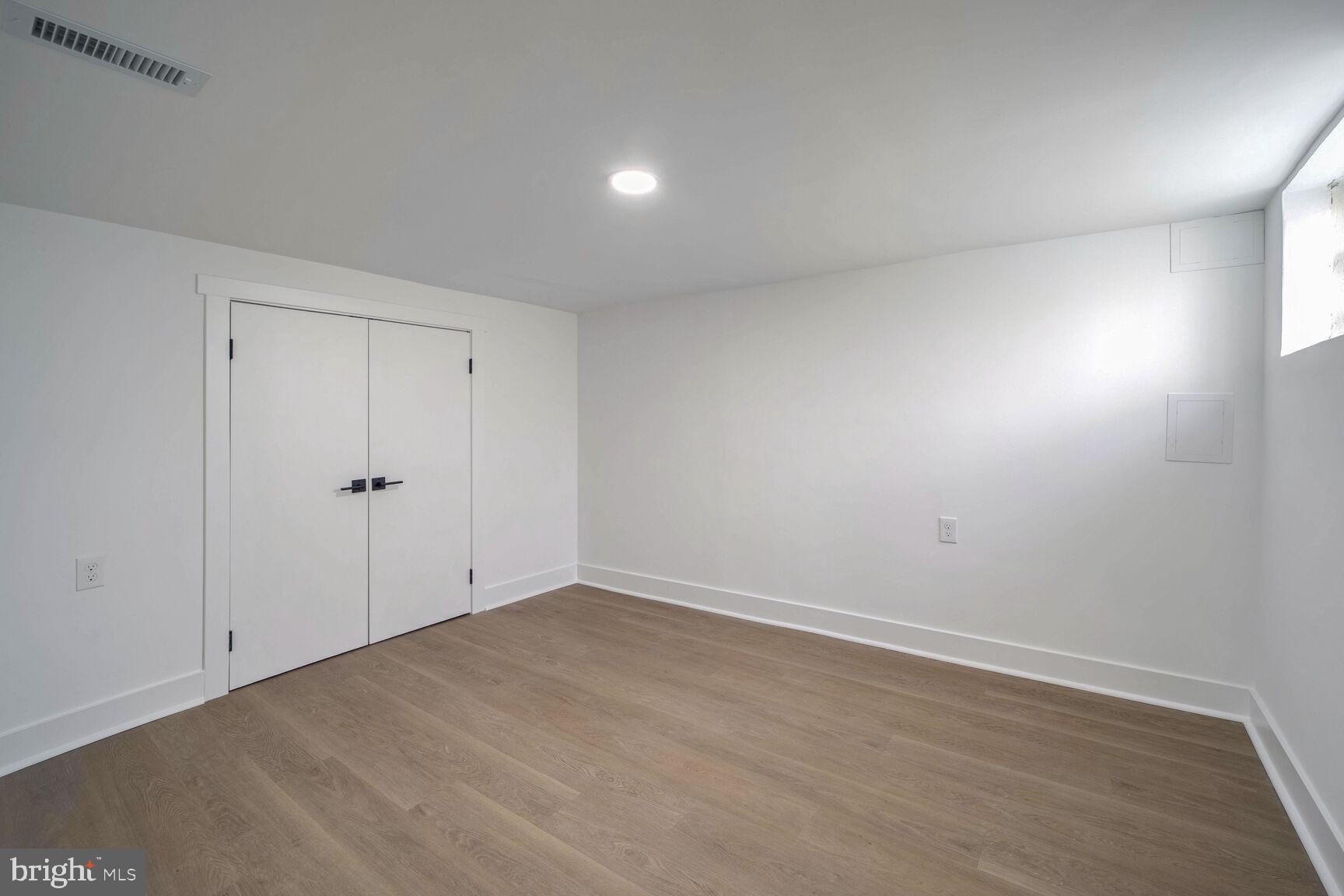 WESTMORELAND FRUIT FARM - Residential