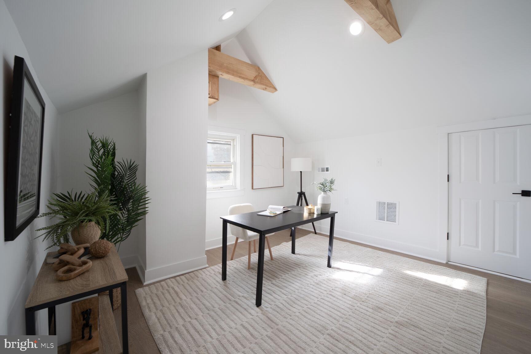 WESTMORELAND FRUIT FARM - Residential