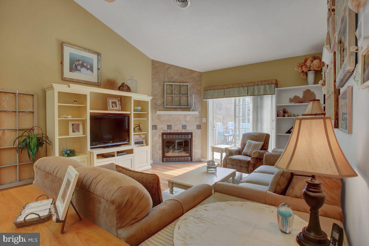 WHISKEY RUN ESTATES - Residential