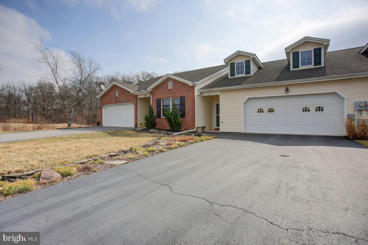 WHISKEY RUN ESTATES - Residential