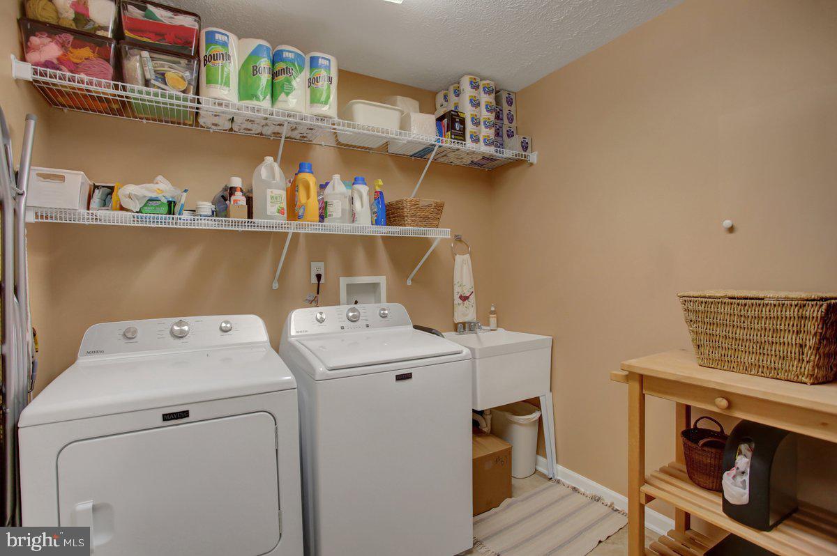 WHISKEY RUN ESTATES - Residential