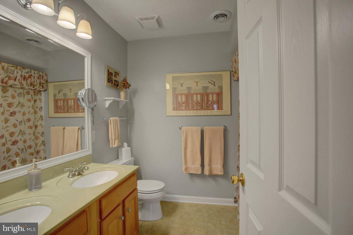 WHISKEY RUN ESTATES - Residential