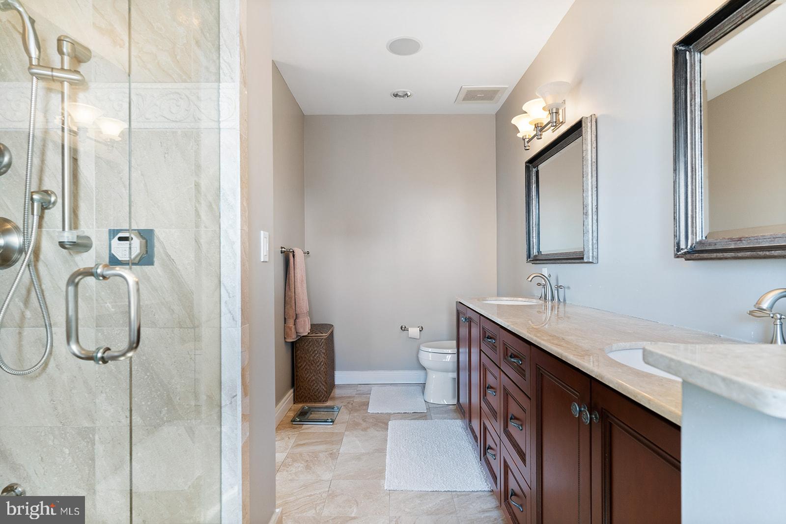 OLD CITY - Residential