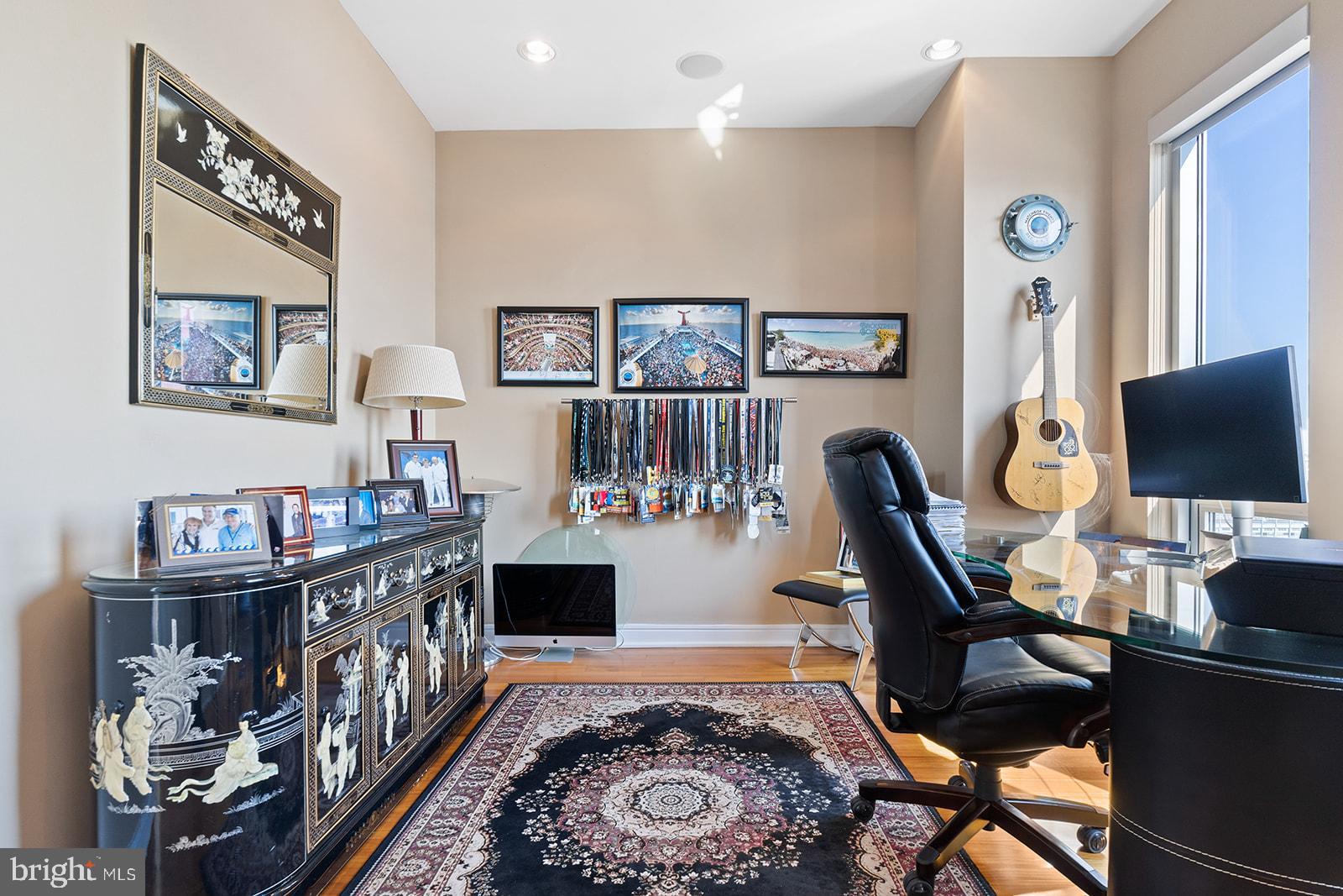 OLD CITY - Residential