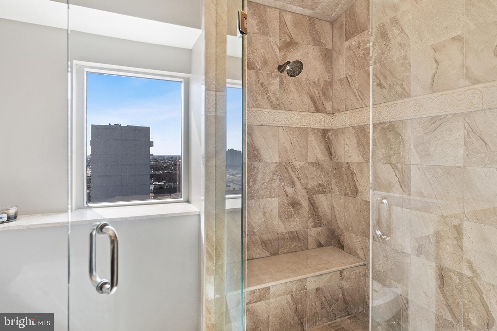 OLD CITY - Residential