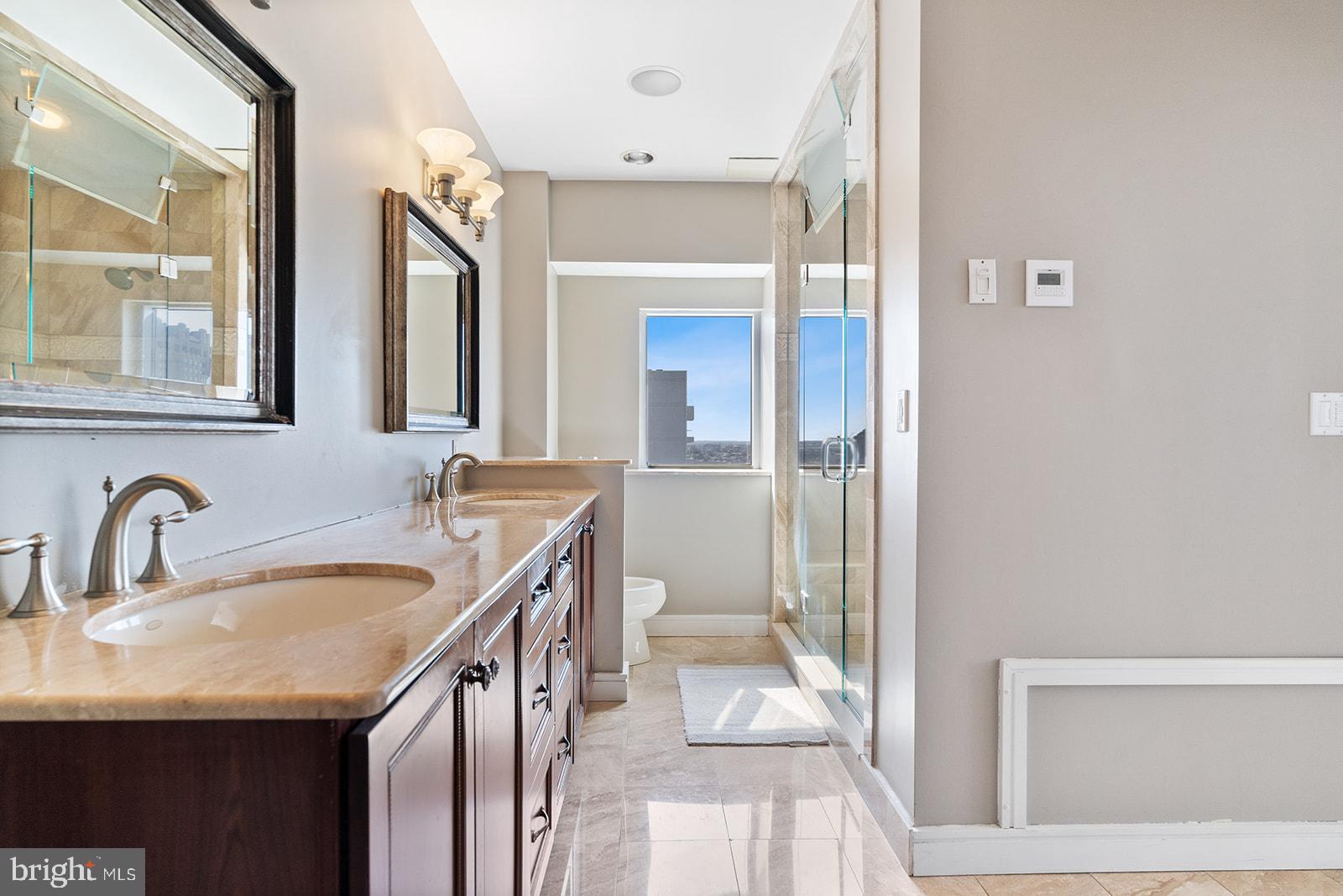 OLD CITY - Residential