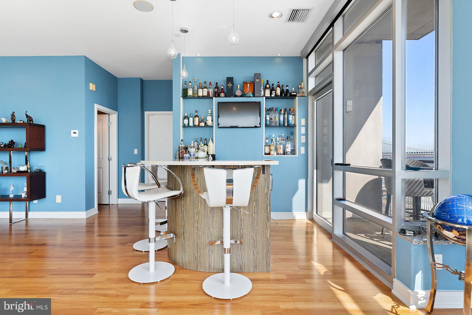 OLD CITY - Residential