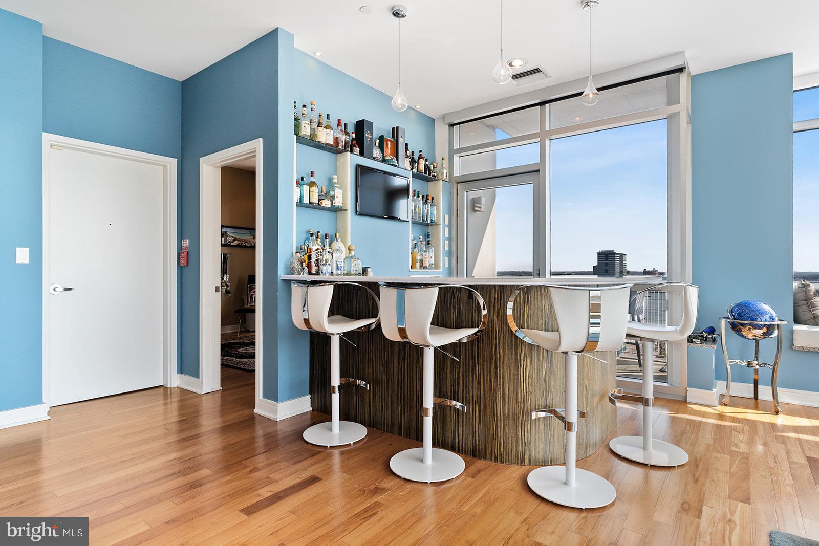 OLD CITY - Residential