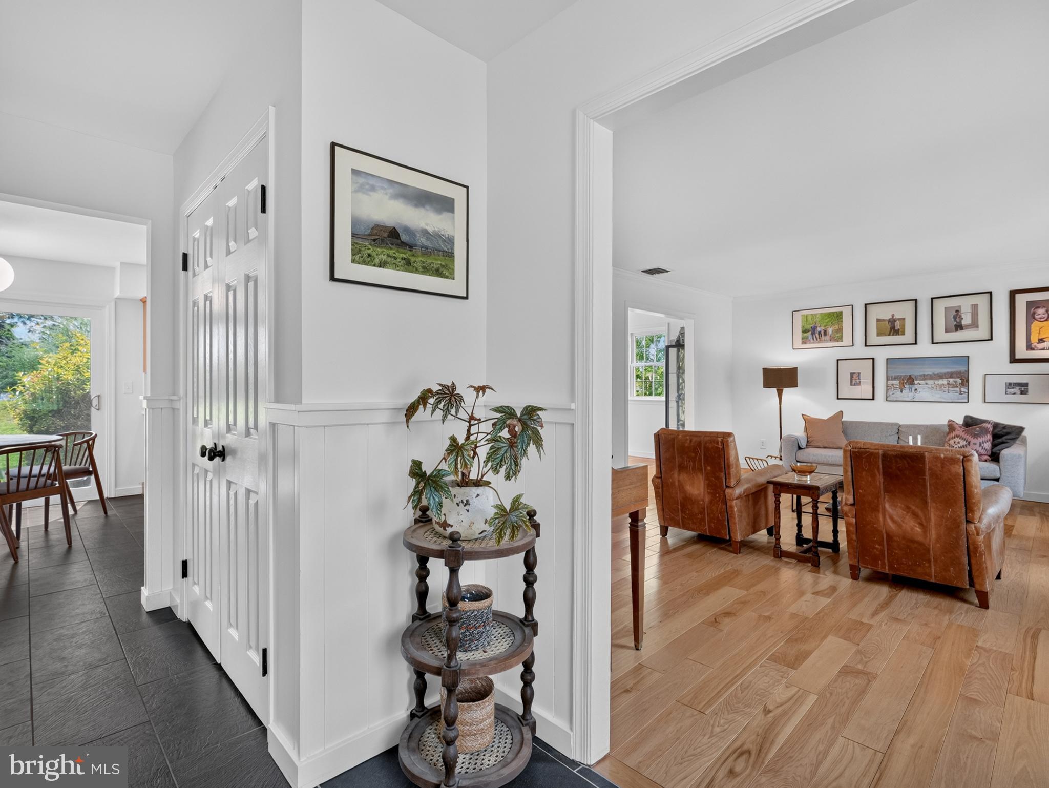 7 CARRIAGE DRIVE