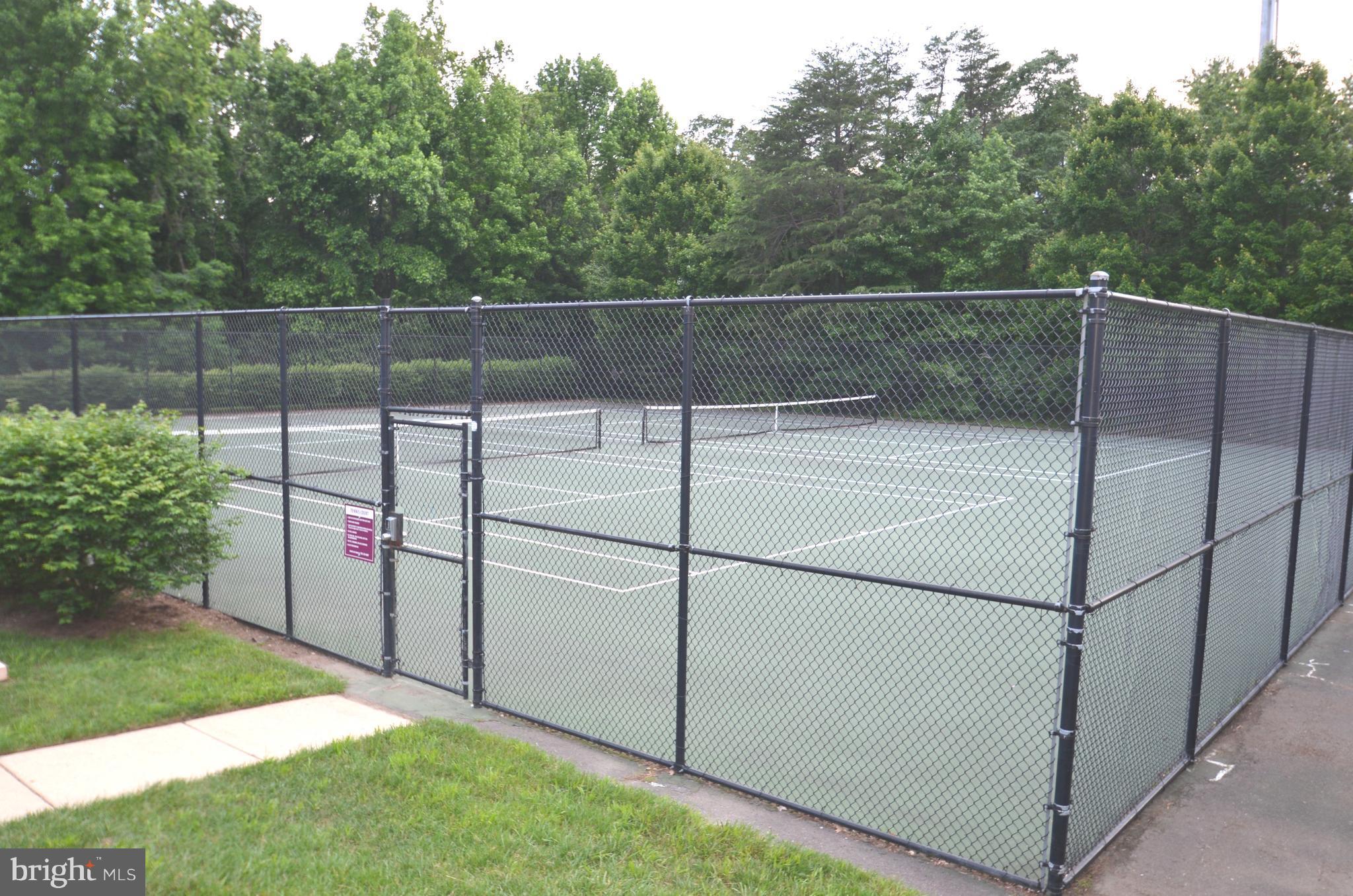 ISLAND CREEK - Residential Lease