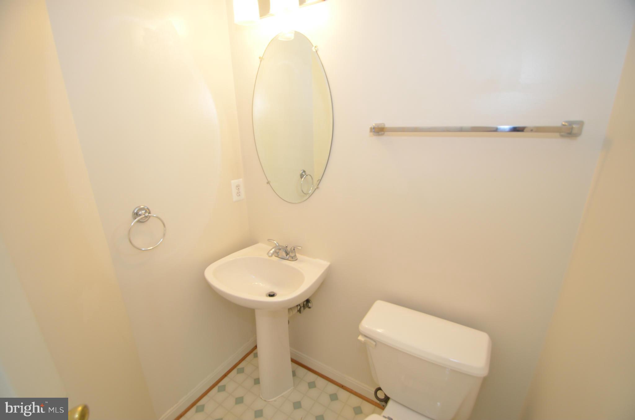 ISLAND CREEK - Residential Lease