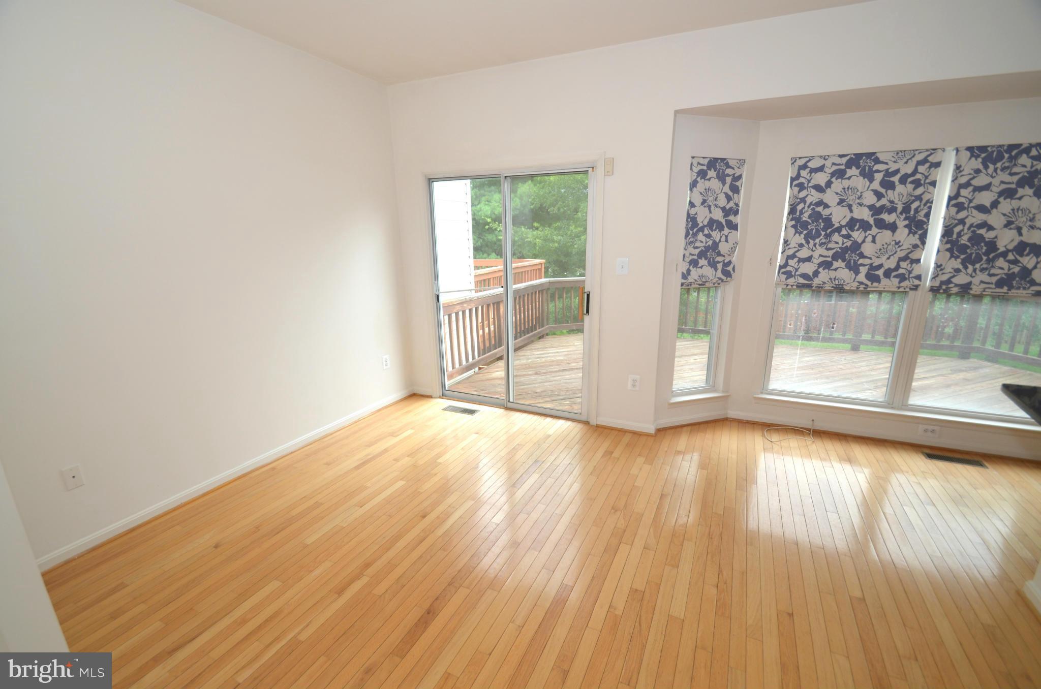ISLAND CREEK - Residential Lease
