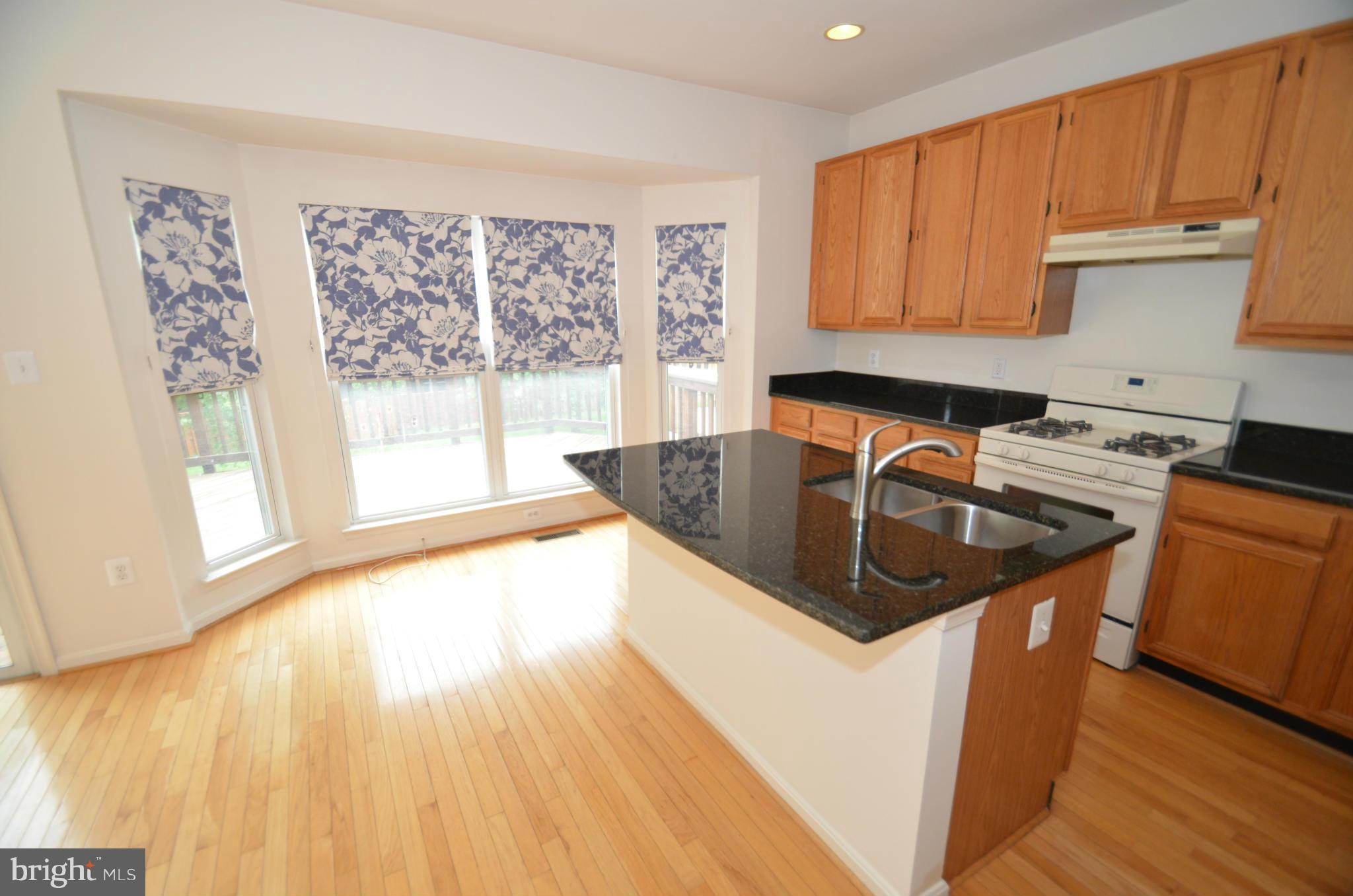 ISLAND CREEK - Residential Lease