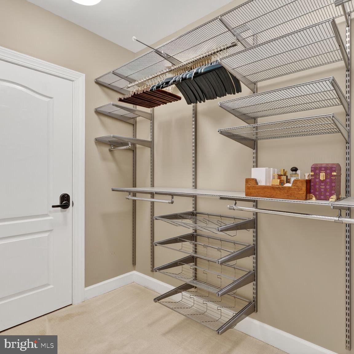 THE BROADWAY - Residential