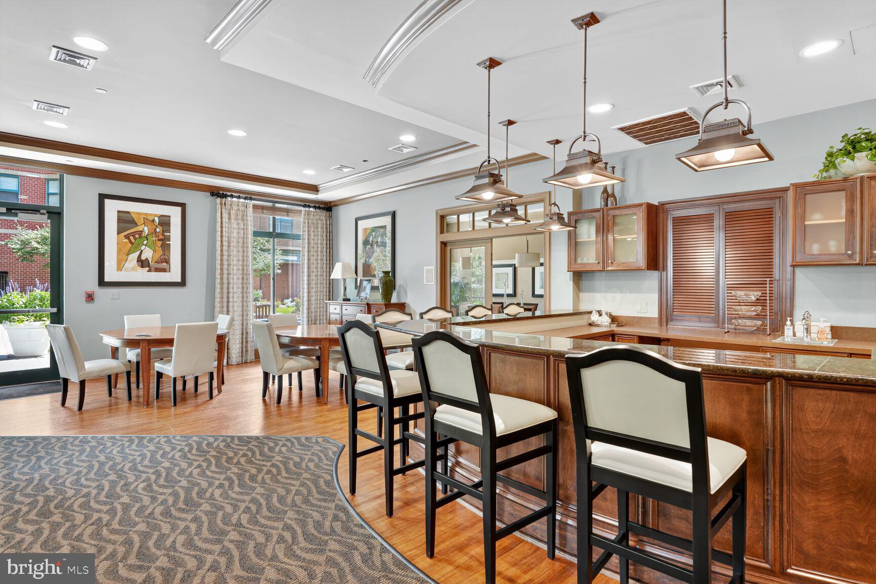 THE BROADWAY - Residential