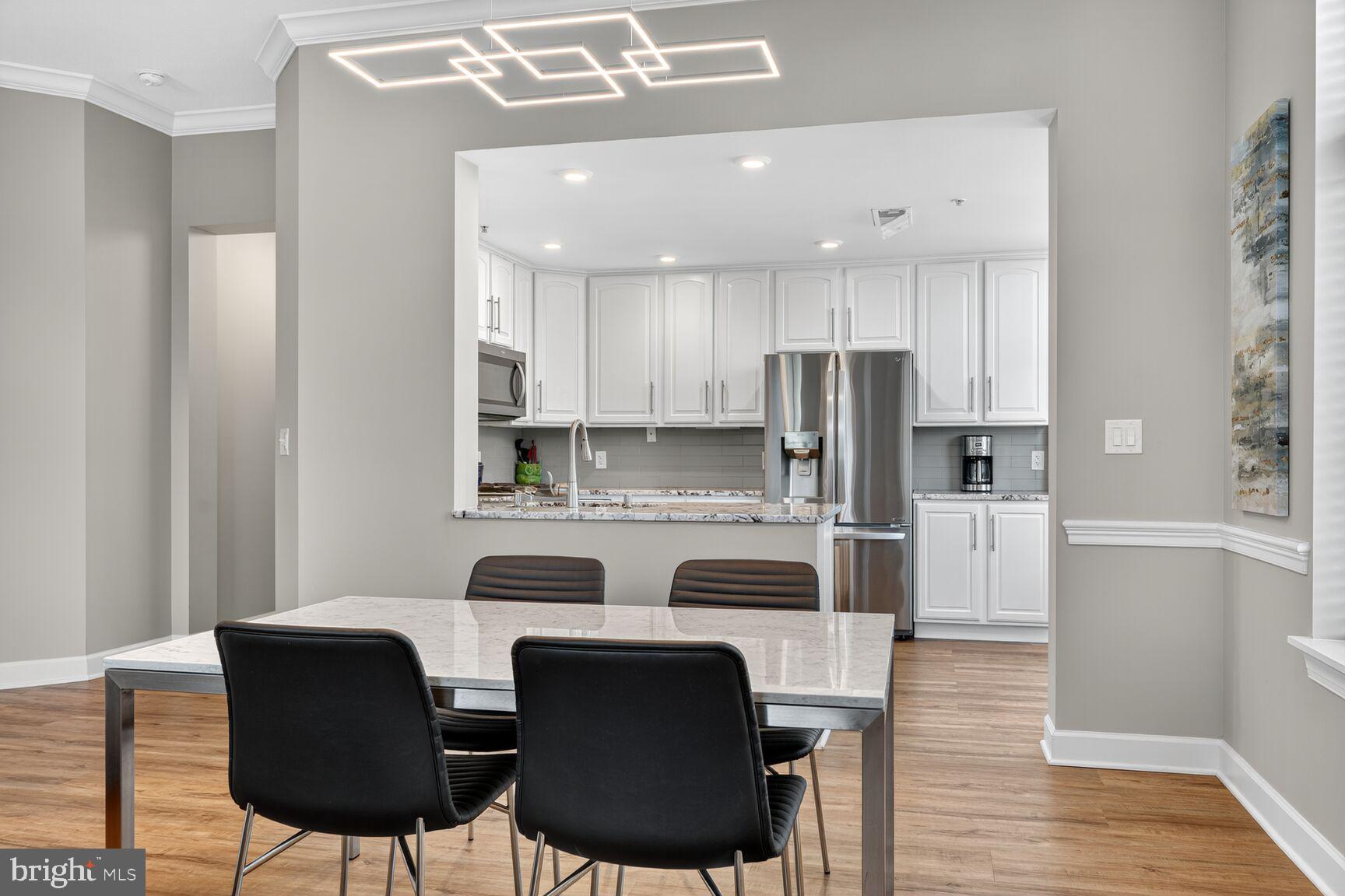 THE BROADWAY - Residential