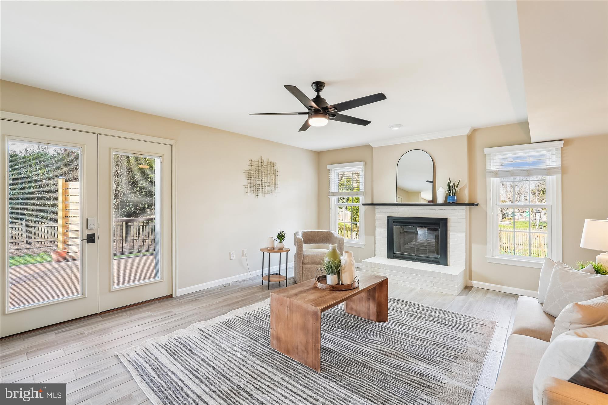 COUNTRYSIDE - Residential