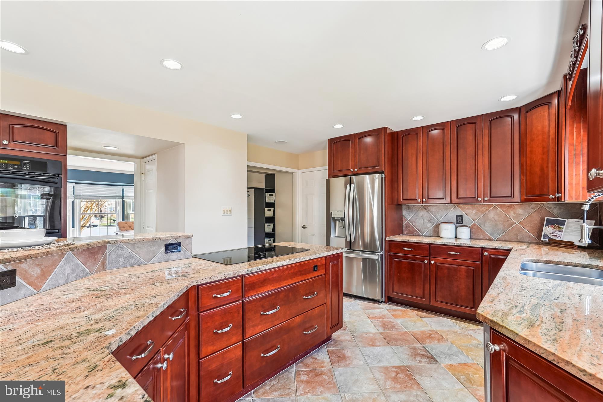 COUNTRYSIDE - Residential