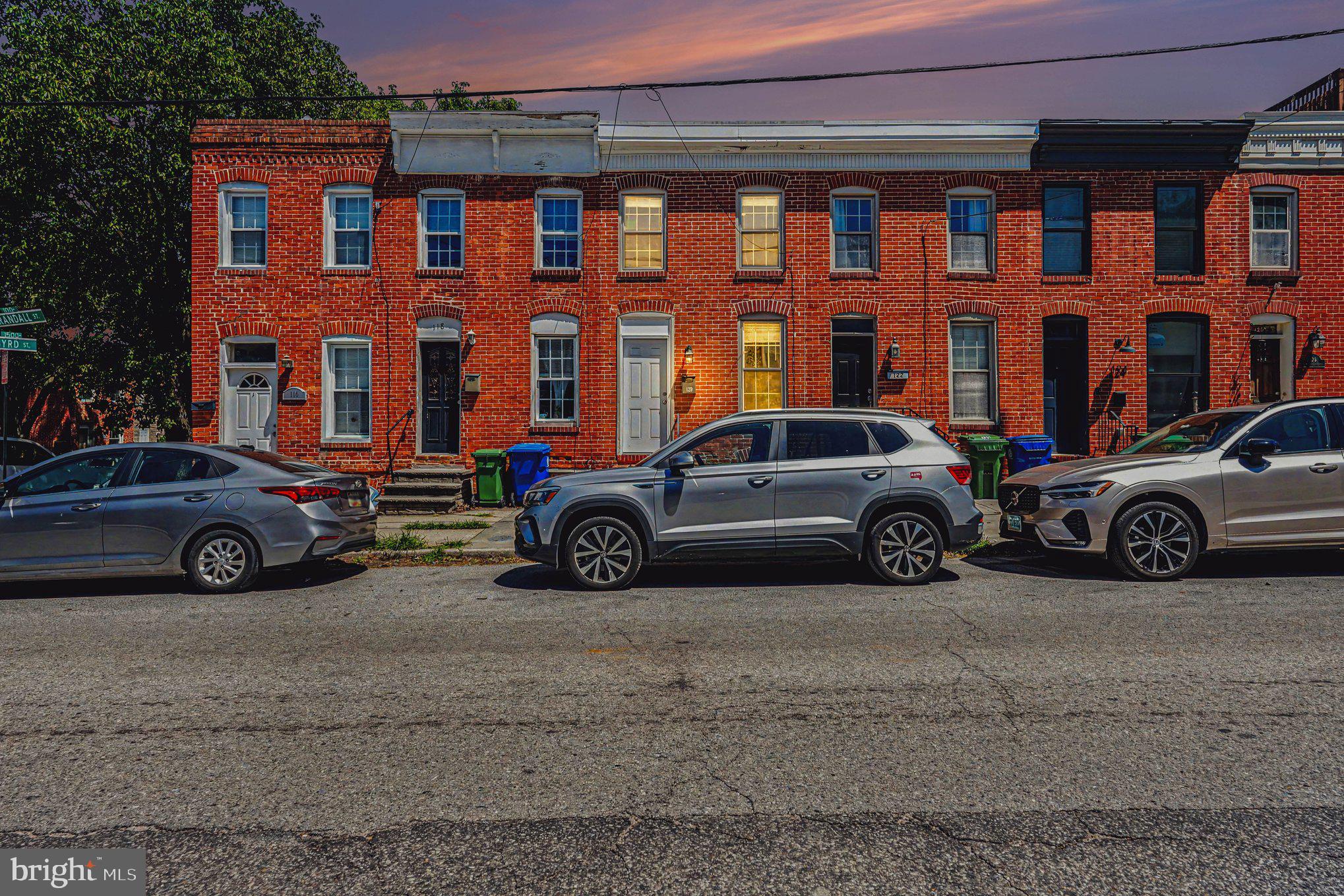 120 E RANDALL STREET