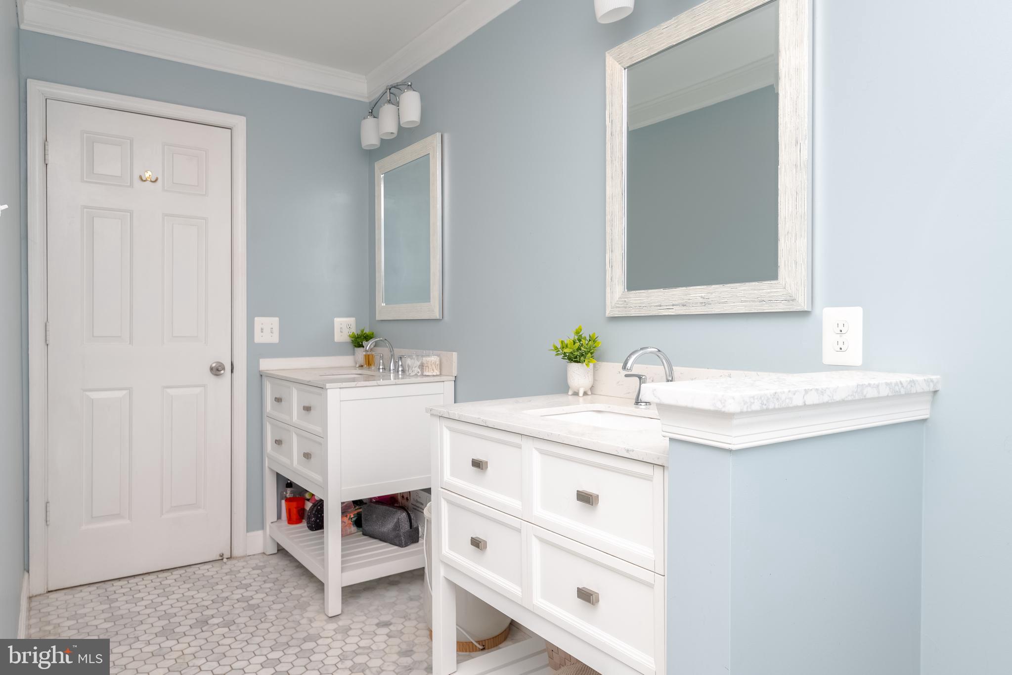 FAIRWINDS - Residential