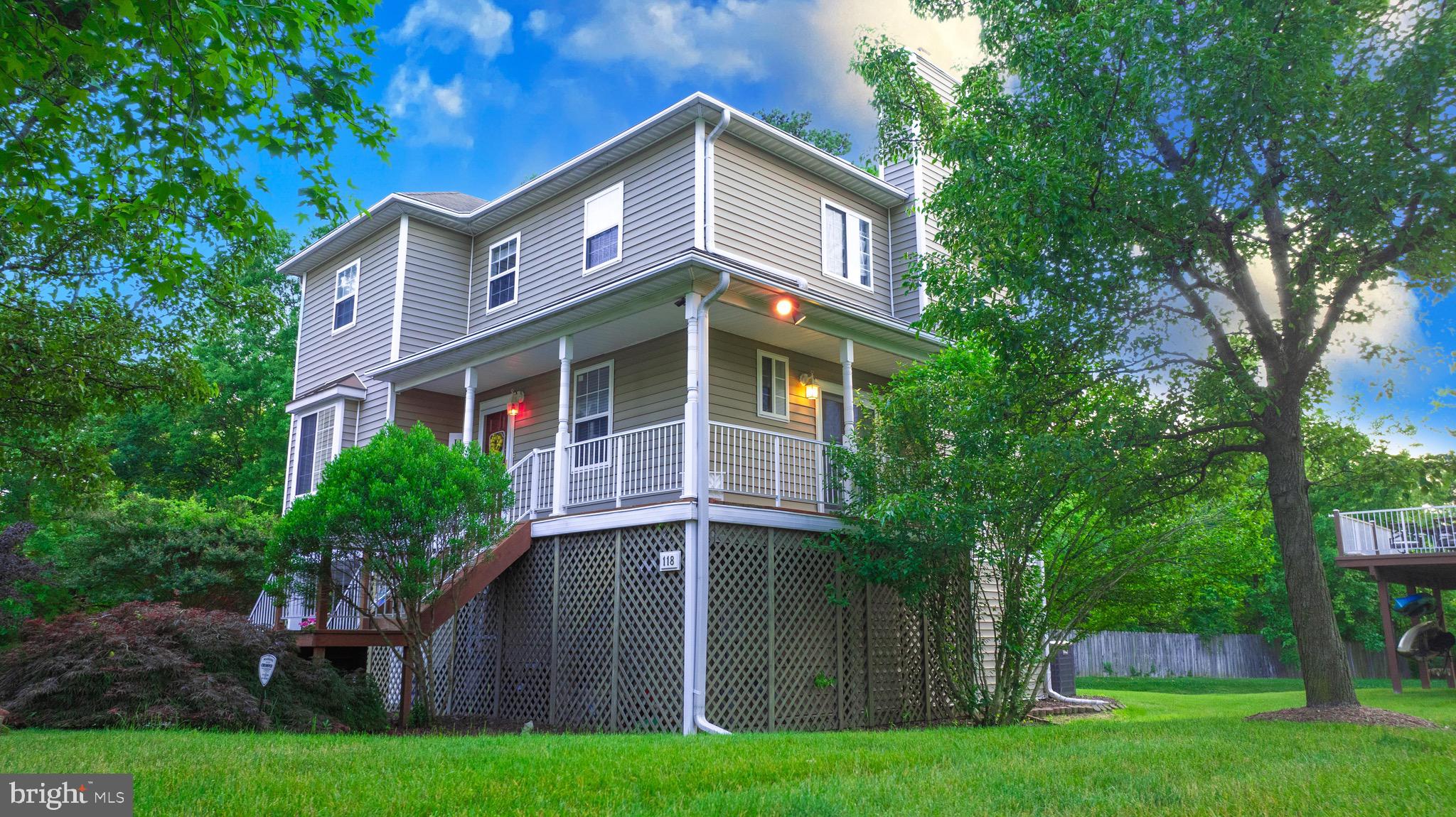 FAIRWINDS - Residential