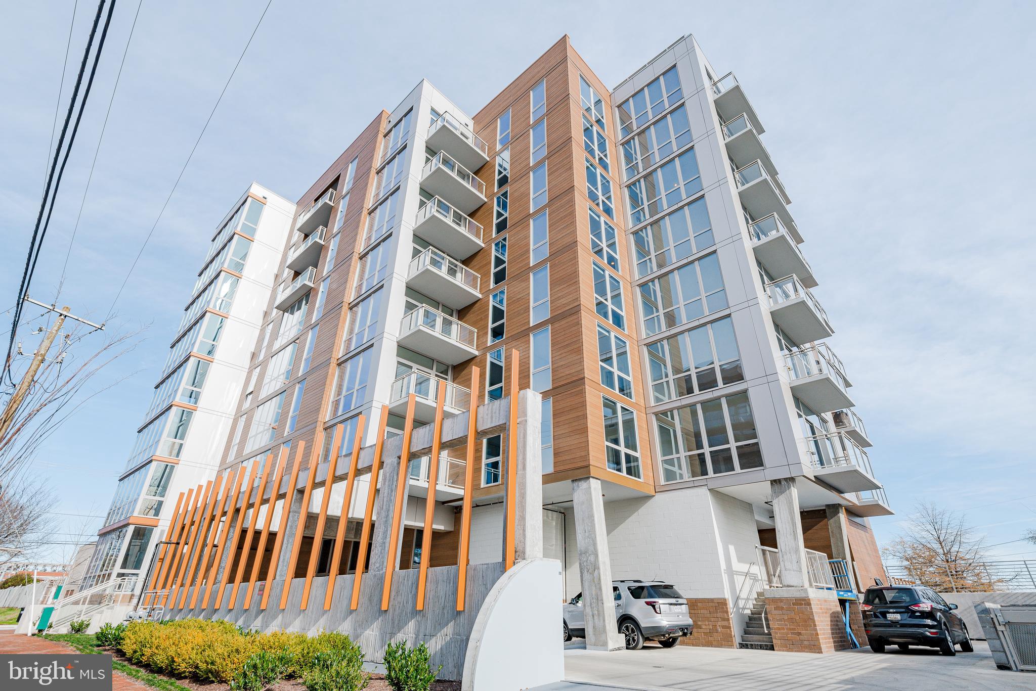 88 V STREET SW 804