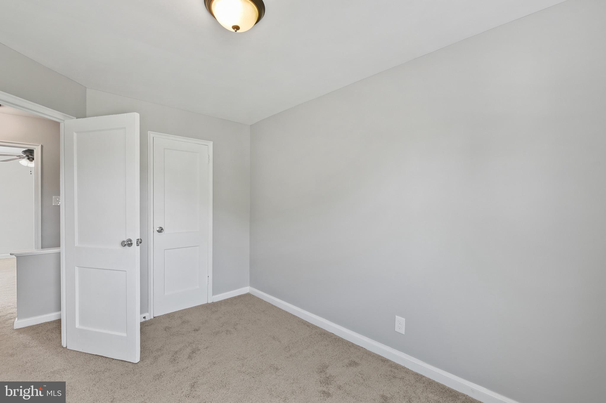 BEVERLY HILLS - Residential Lease