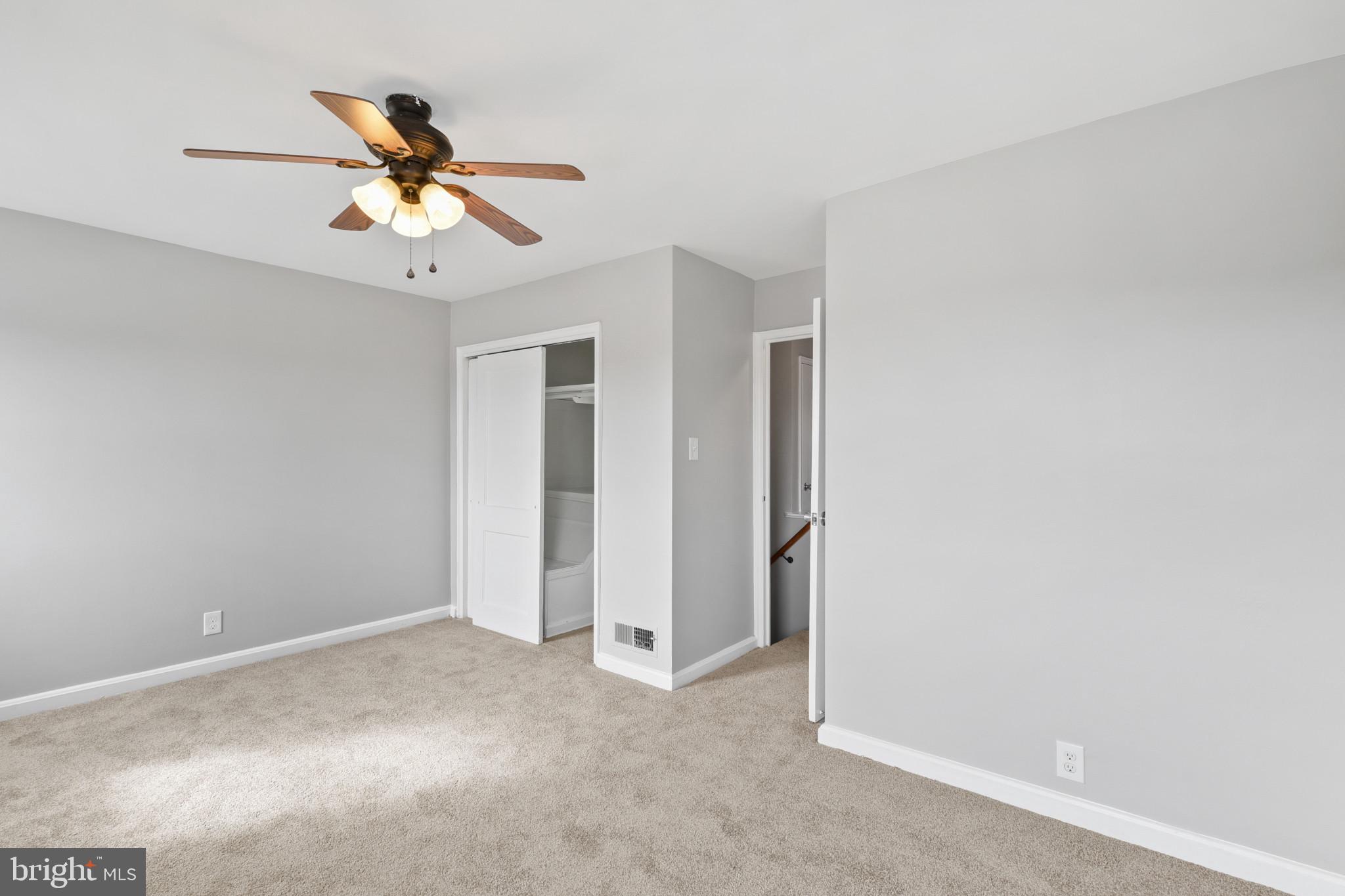 BEVERLY HILLS - Residential Lease