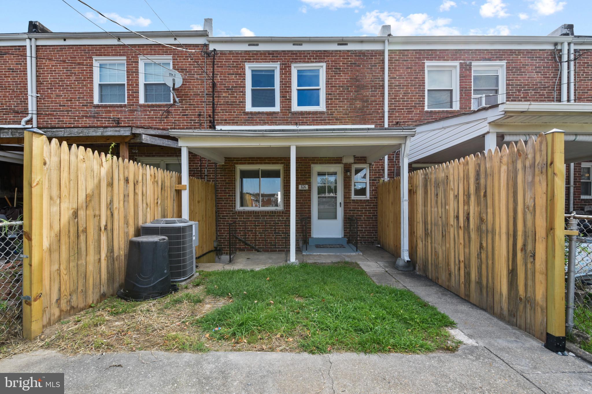 BEVERLY HILLS - Residential Lease