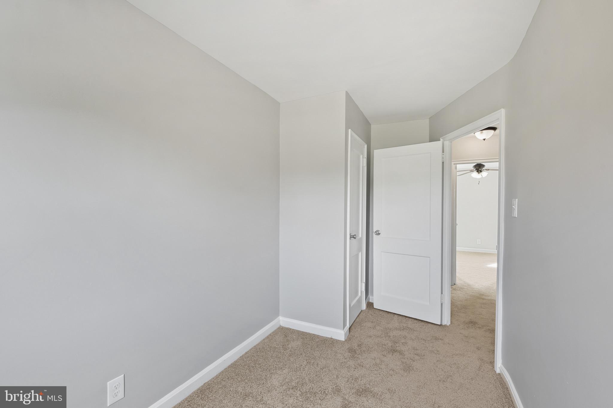 BEVERLY HILLS - Residential Lease