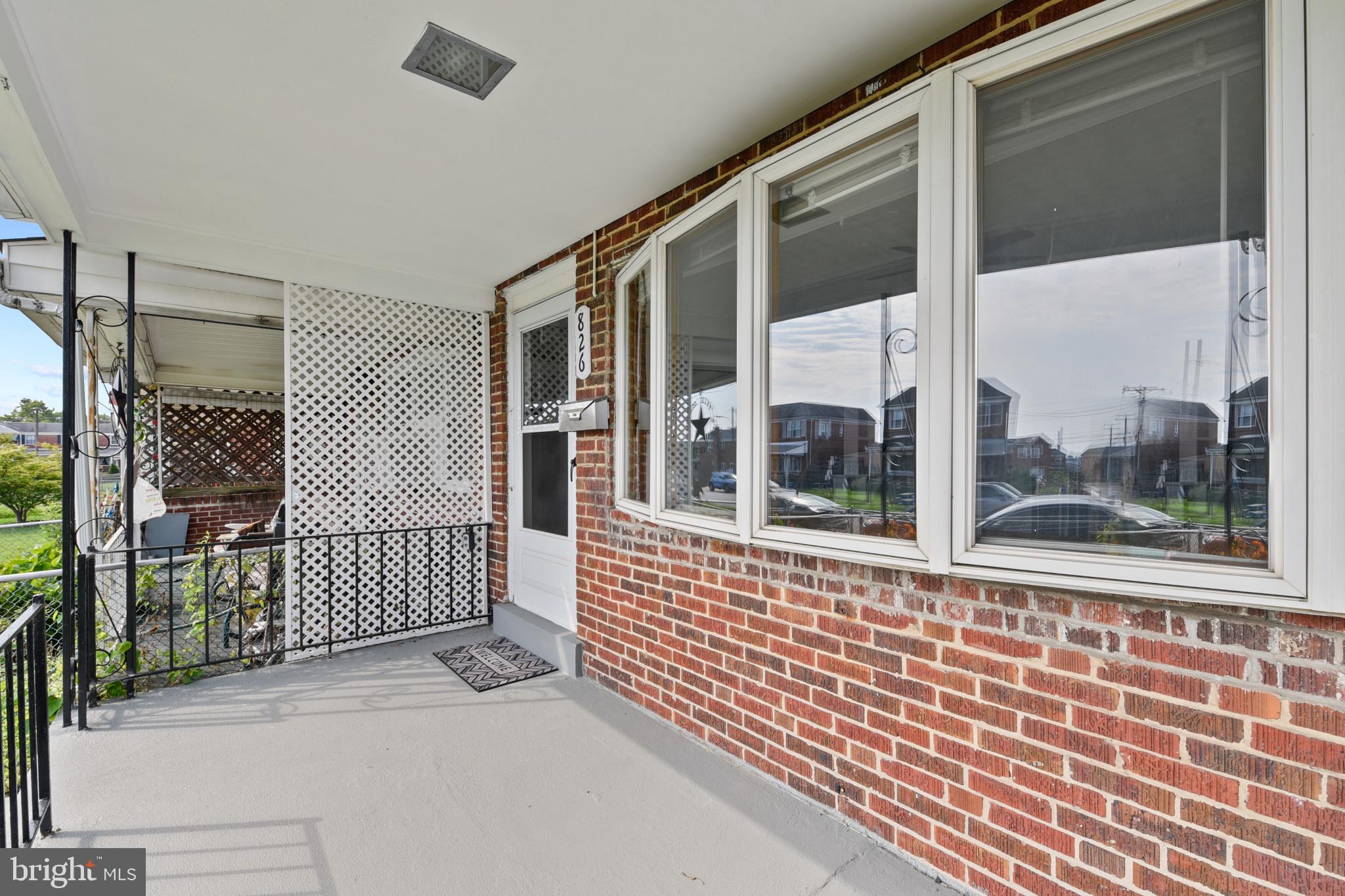 BEVERLY HILLS - Residential Lease