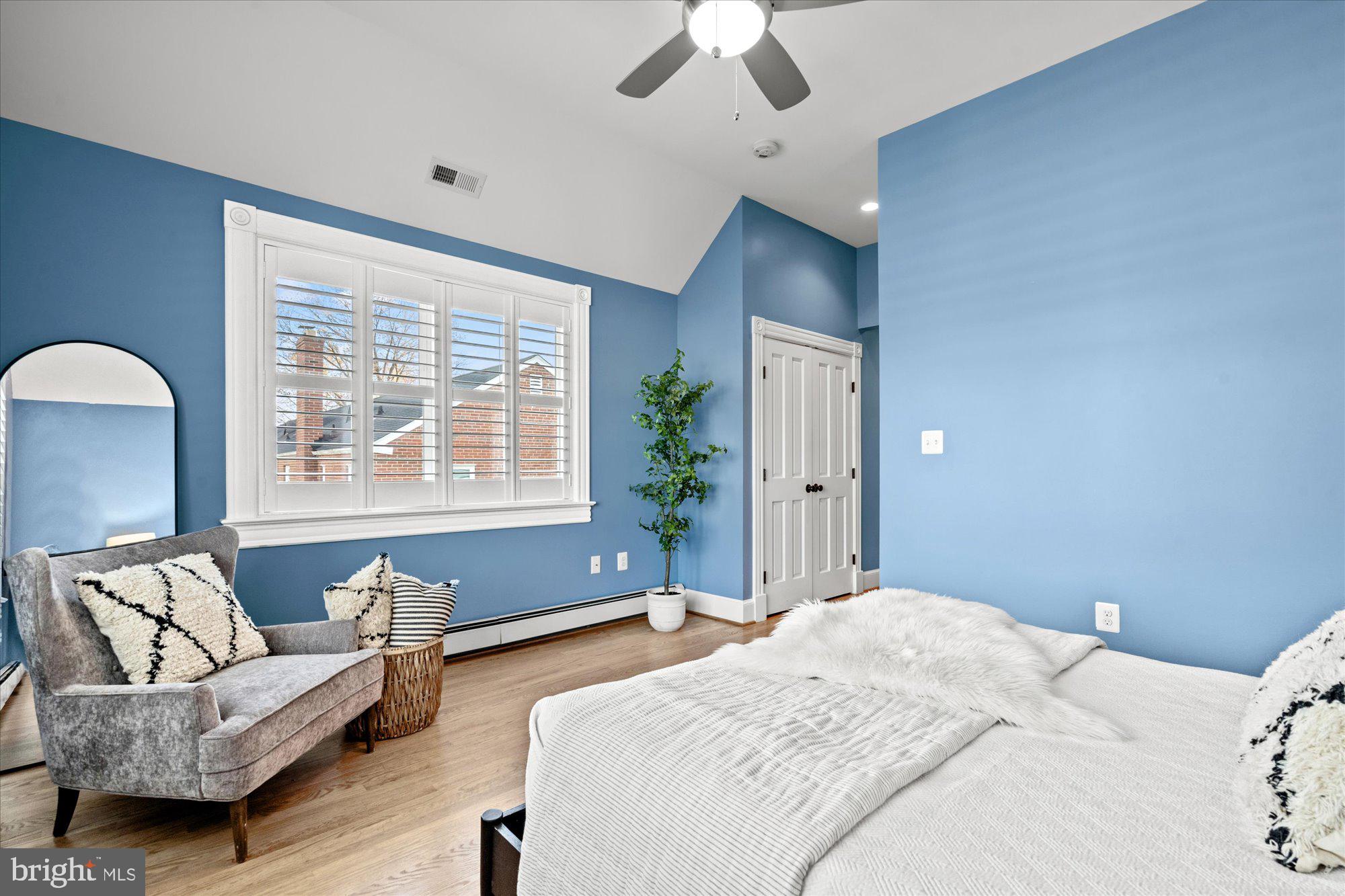 ST ELMO - Residential