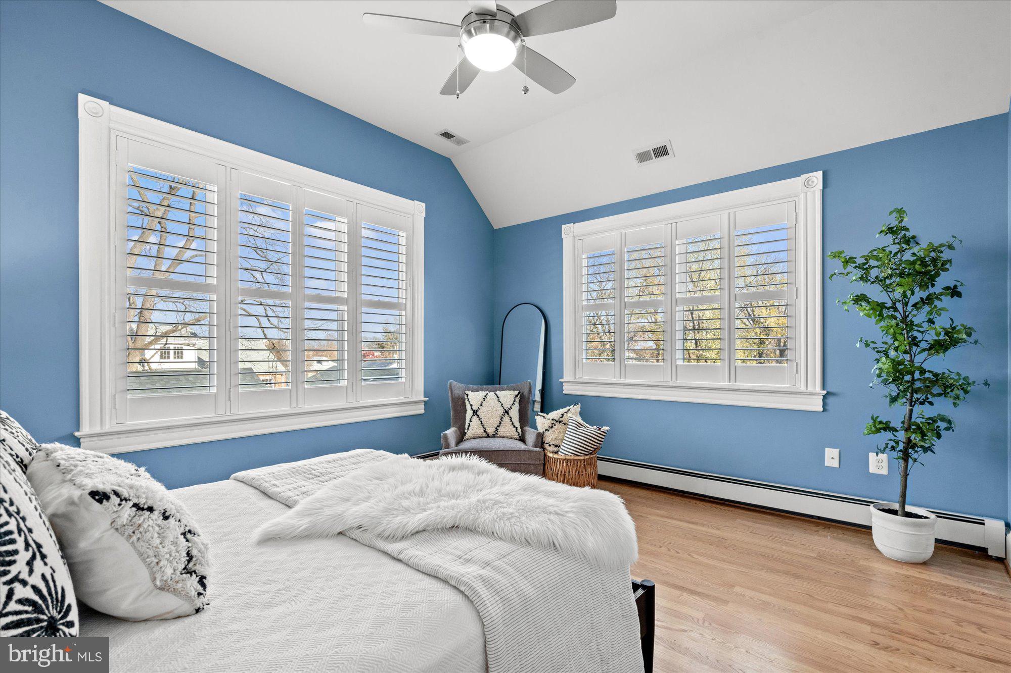 ST ELMO - Residential