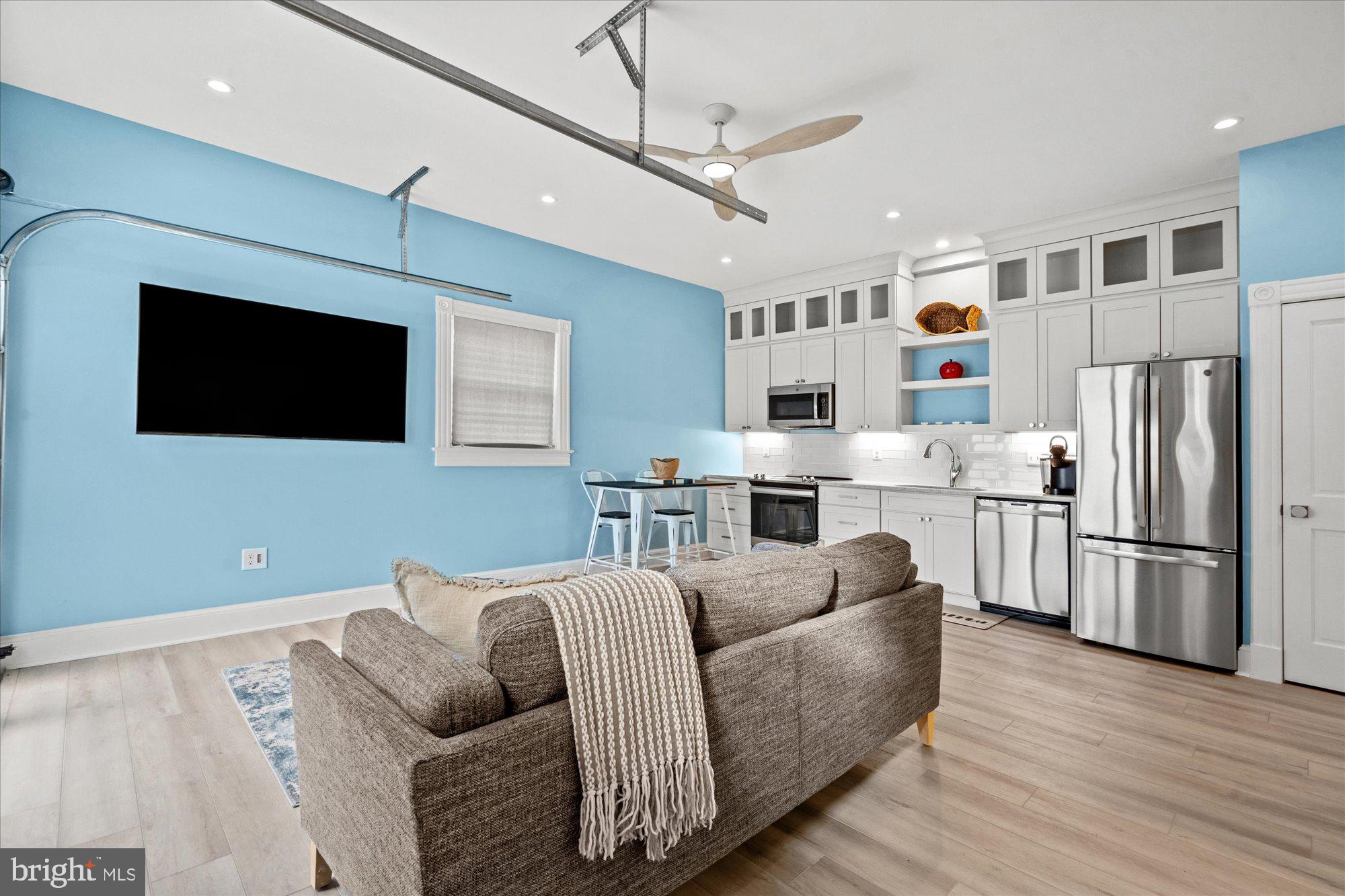 ST ELMO - Residential