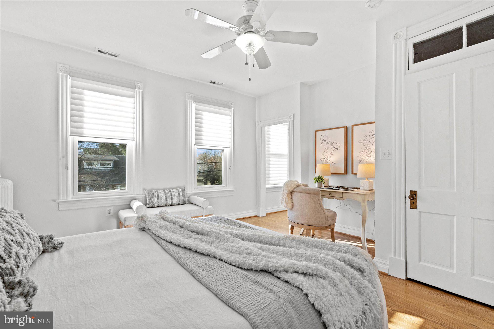 ST ELMO - Residential