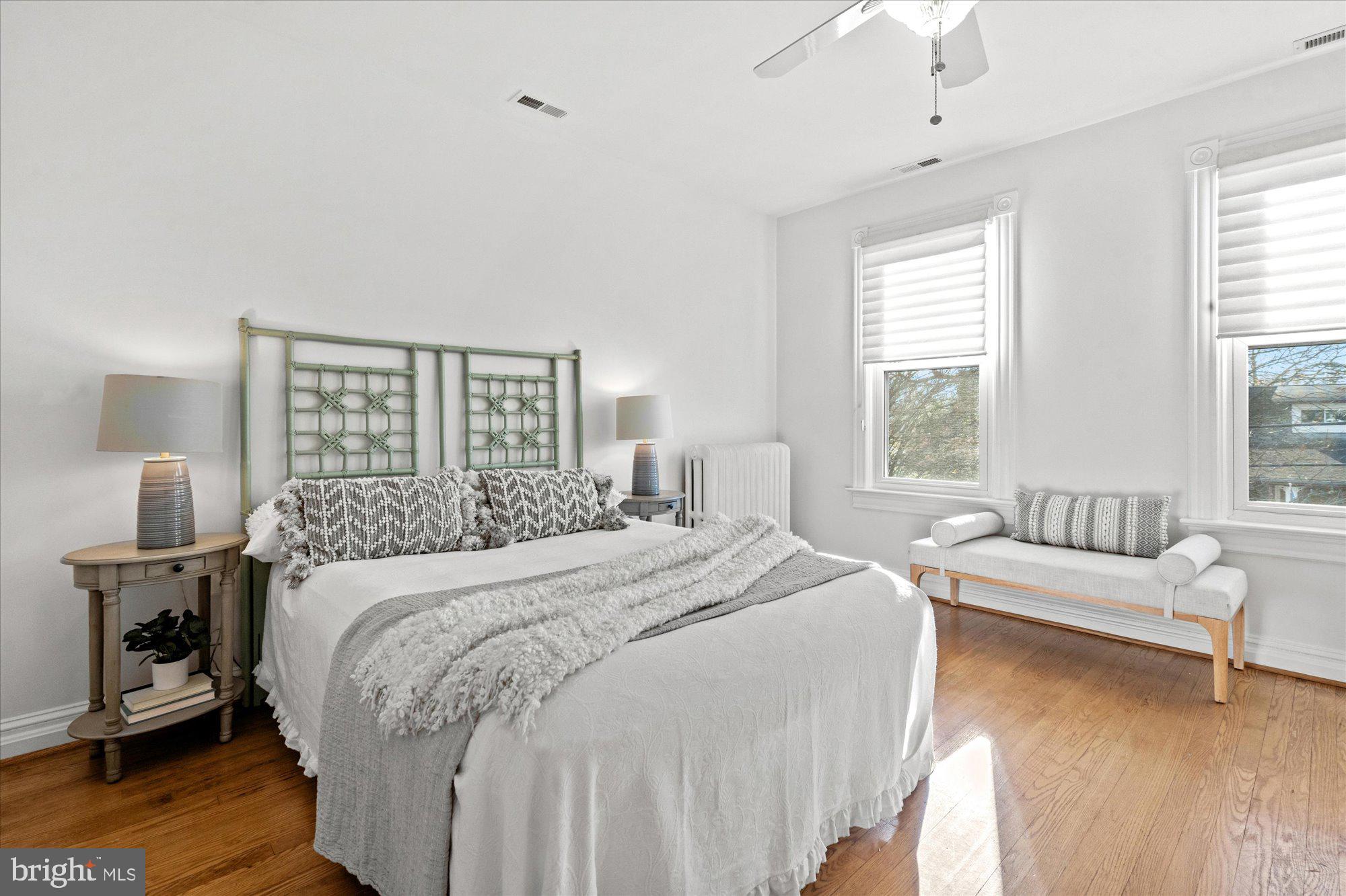 ST ELMO - Residential